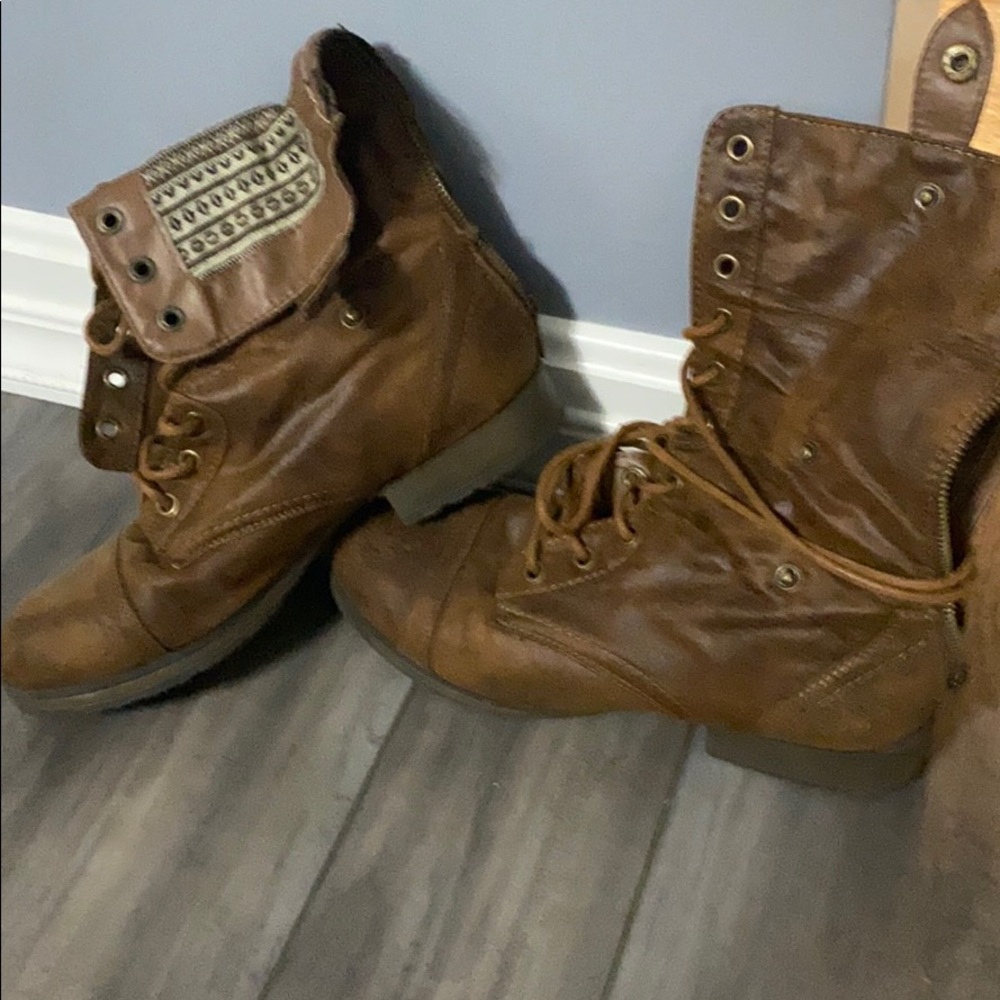Brown boots